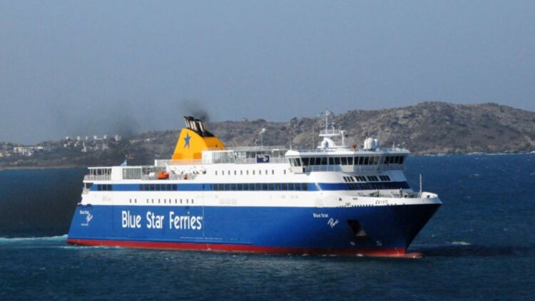 Σύρος: Επείγουσα επιστροφή πλοίου στο λιμάνι – Παιδί έχασε τις αισθήσεις του