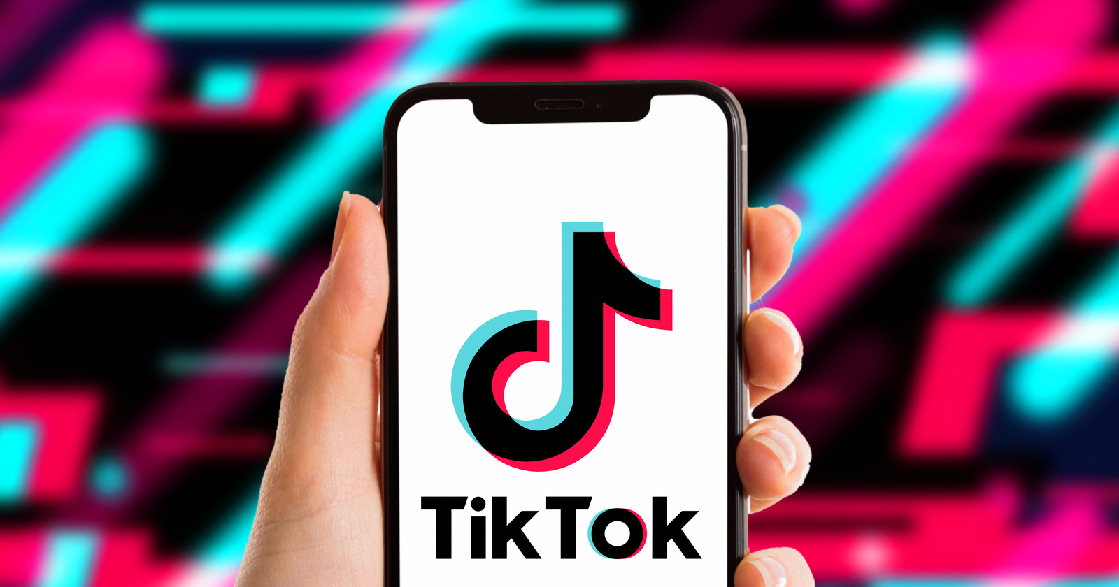 Το TikTok παραδέχτηκε ότι παρακολουθούσε δημοσιογράφους