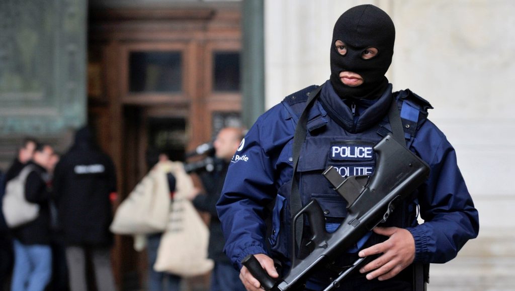Βέλγιο: Συνελήφθησαν με σφαίρες στρατιώτες δίπλα από την Ευρωβουλή