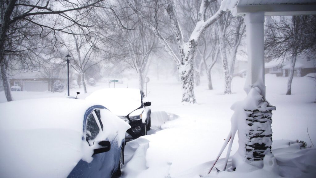 Σ.Αρναούτογλου για σφοδρή χιονοθύελλα στις ΗΠΑ: «Πτώση 15 βαθμών μέσα σε τρία μόνο λεπτά!»
