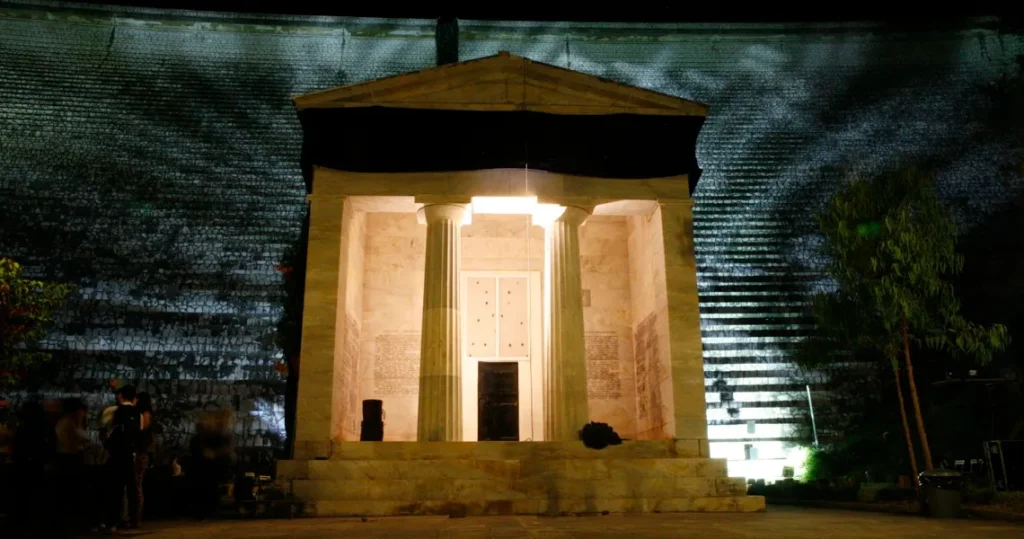 Η ιστορία του αρχαιοελληνικού ναού στα θεμέλια του φράγματος του Μαραθώνα