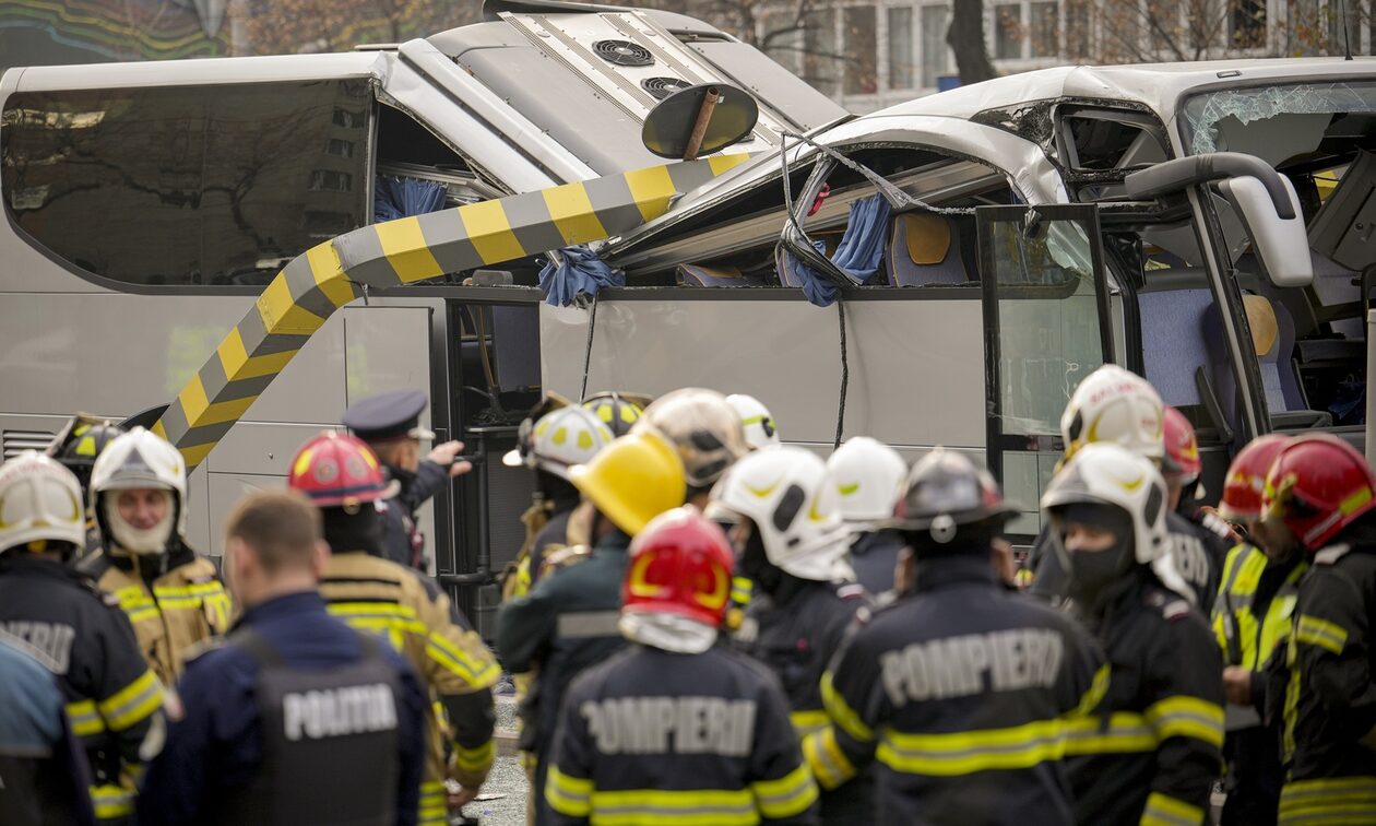 Ρουμανία – Δικηγόρος οδηγού: «Αν το υλικό του εμποδίου ήταν ελαφρύ δεν θα μιλούσαμε για τραγωδία»