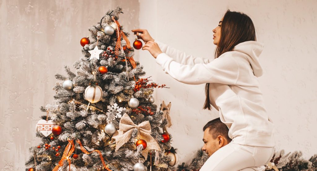 Να χωρίσεις ή όχι τα Χριστούγεννα; – Τι λένε οι ψυχολόγοι
