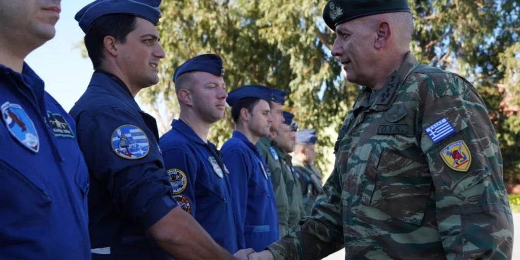 Περιοδεία του αρχηγού ΓΕΕΘΑ Κ.Φλώρου σε μονάδες σε Γαύδο, Κρήτη, Κάρπαθο και Καστελόριζο (φώτο)