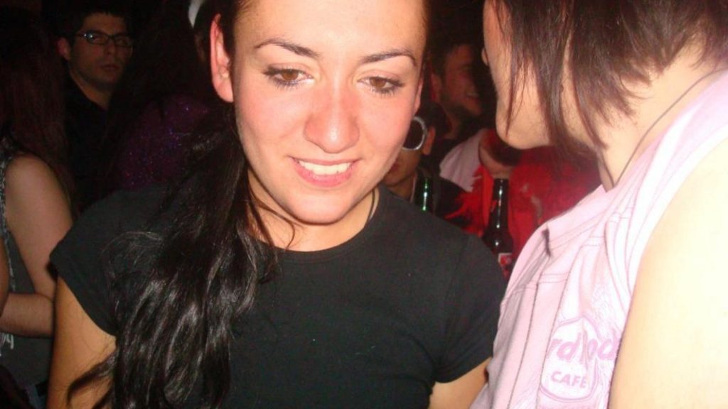 Ζωή Δαλακλίδου: 10 χρόνια από τη δολοφονία της – «Τέτοια ώρα ήμασταν έξω και διασκεδάζαμε» (φωτό-βίντεο)