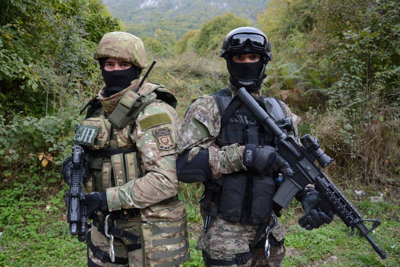 ΥΠΑΜ Σερβίας: Η αυξάνουμε στις 5.000 από 1.500 τις ειδικές δυνάμεις