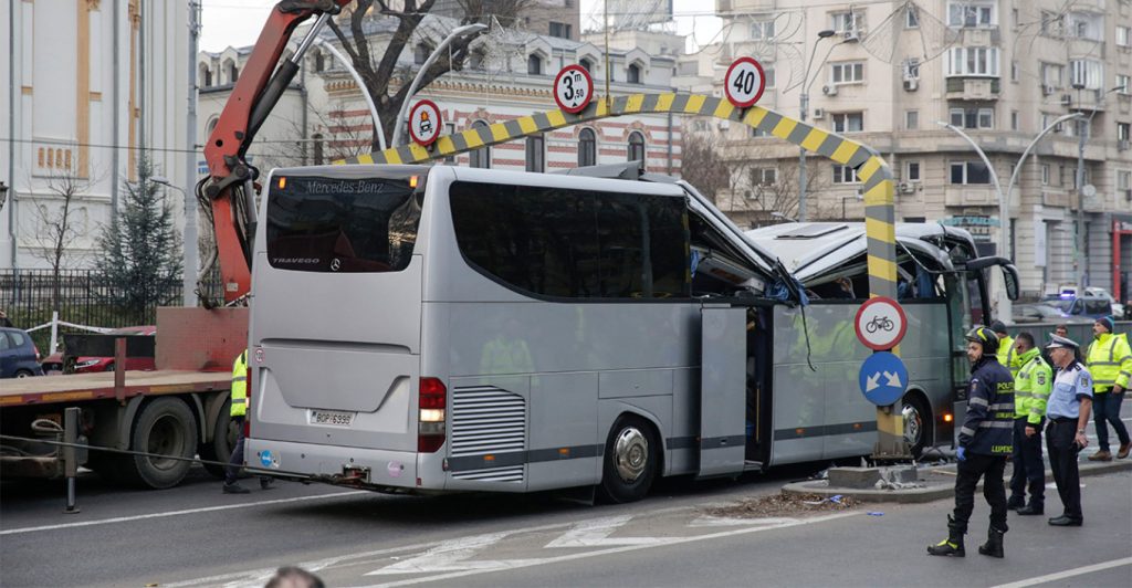 Ατύχημα στη Ρουμανία – Επιβάτιδα του πούλμαν: «Θα κινηθούμε νομικά κατά των αρχών του Βουκουρεστίου»