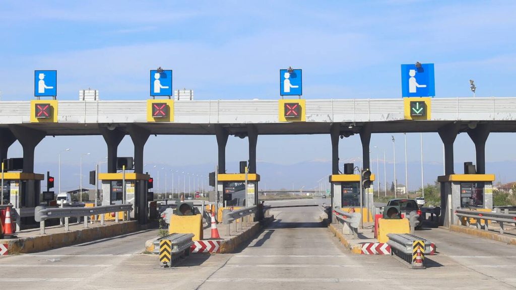 «Έρχονται» αυξήσεις έως 16% στα διόδια με τον νέο χρόνο – Τι θα πληρώνουμε