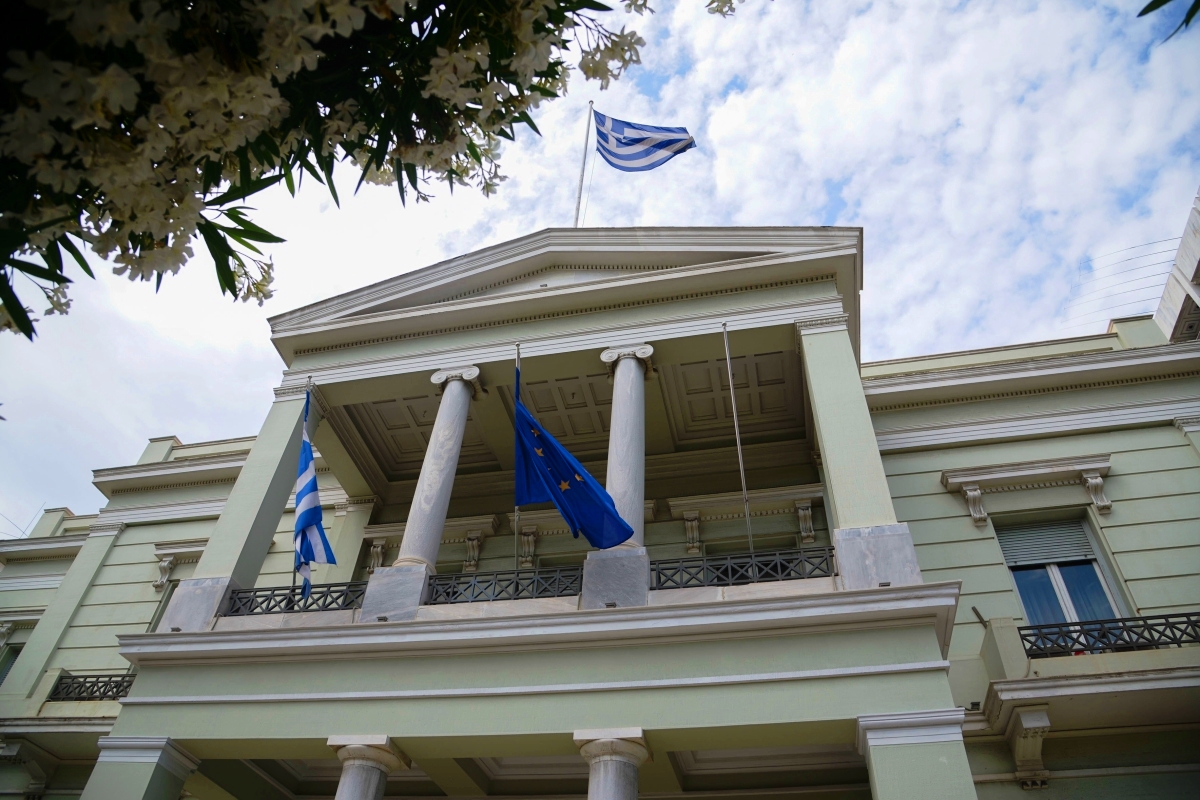ΥΠΕΞ: «Στην ωμή και πρωτόγνωρη για τα σύγχρονα δεδομένα απειλή βίας η Ελλάδα προτάσσει τους κανόνες»