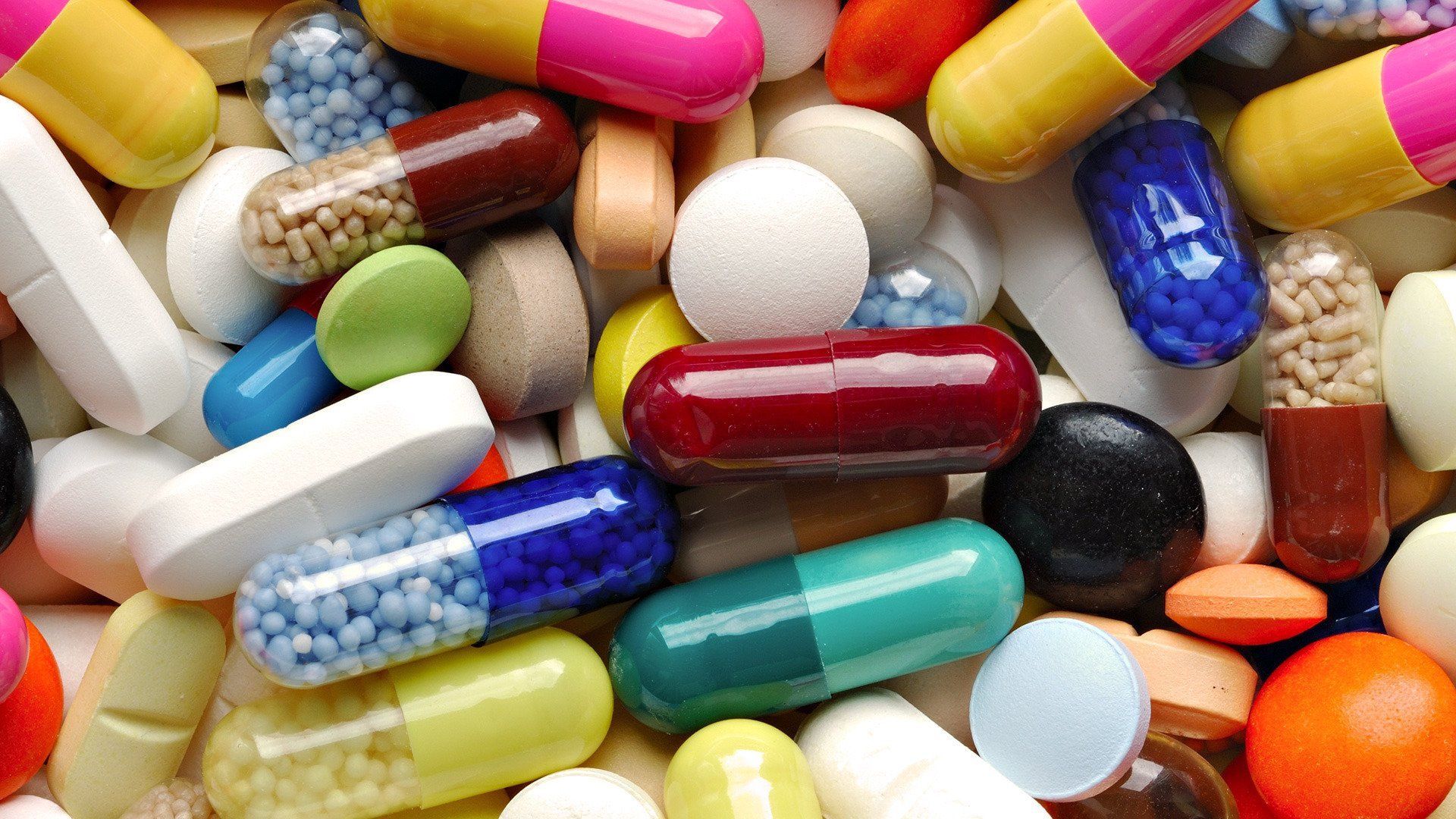 «Άδειασαν» από φάρμακα τα φαρμακεία: Λίστες αναμονής για ένα αντιπυρετικό! – Έχουν «εξαφανιστεί» τουλάχιστον 500 σκευάσματα