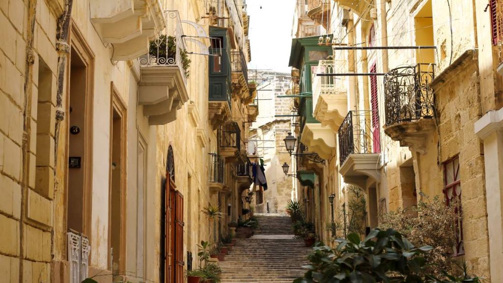 Birgu: Η γραφική και ιστορική πόλη της Μάλτας με τα πιο όμορφα σπίτια στον κόσμο!