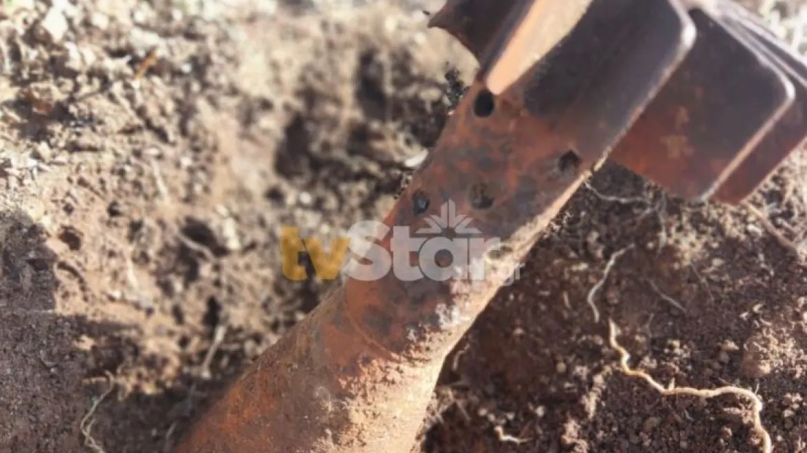 Λαμία: 17χρονος εντόπισε οβίδα στο λόφο του Προφήτη Ηλία (φωτο)