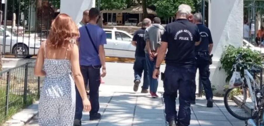 Λάρισα: Αποφυλακίστηκε ο «Κάμελ» – Είχε επιτεθεί στο παρελθόν με βενζίνη σε γυναίκες