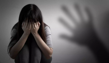 Αμαλιάδα: 17χρονη κατήγγειλε τους γονείς και τον αδελφό της για κακοποίηση