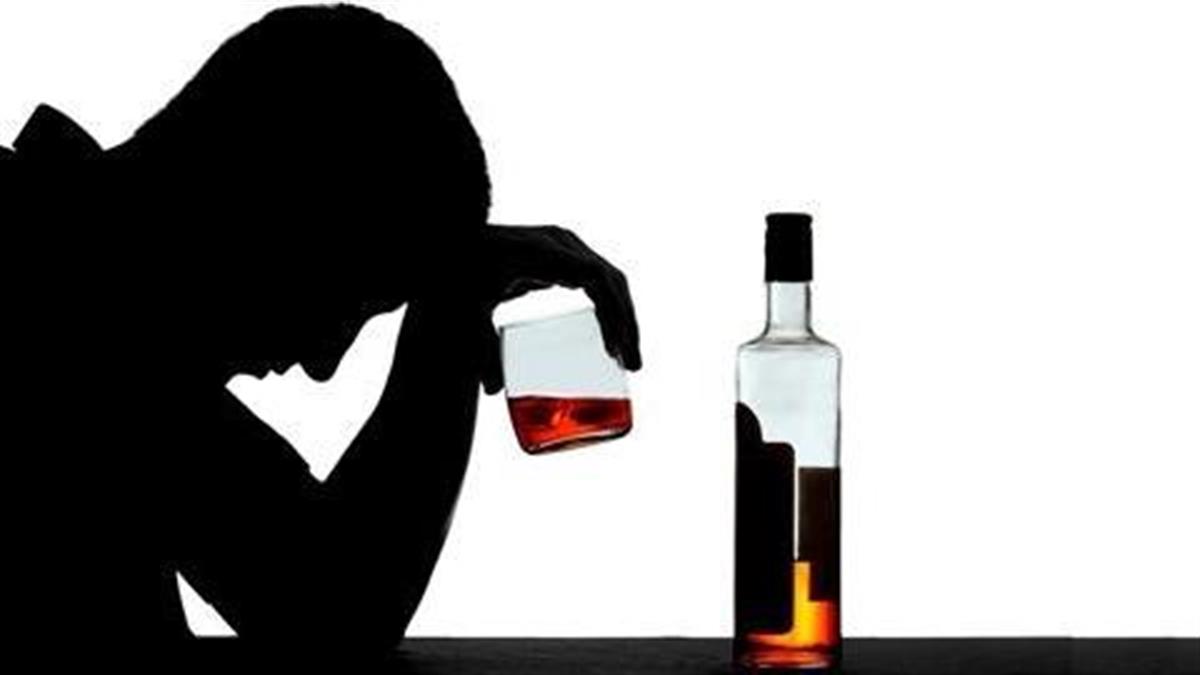 Στυτική δυσλειτουργία: Πώς το αλκοόλ μπορεί να επηρεάσει τη στύση