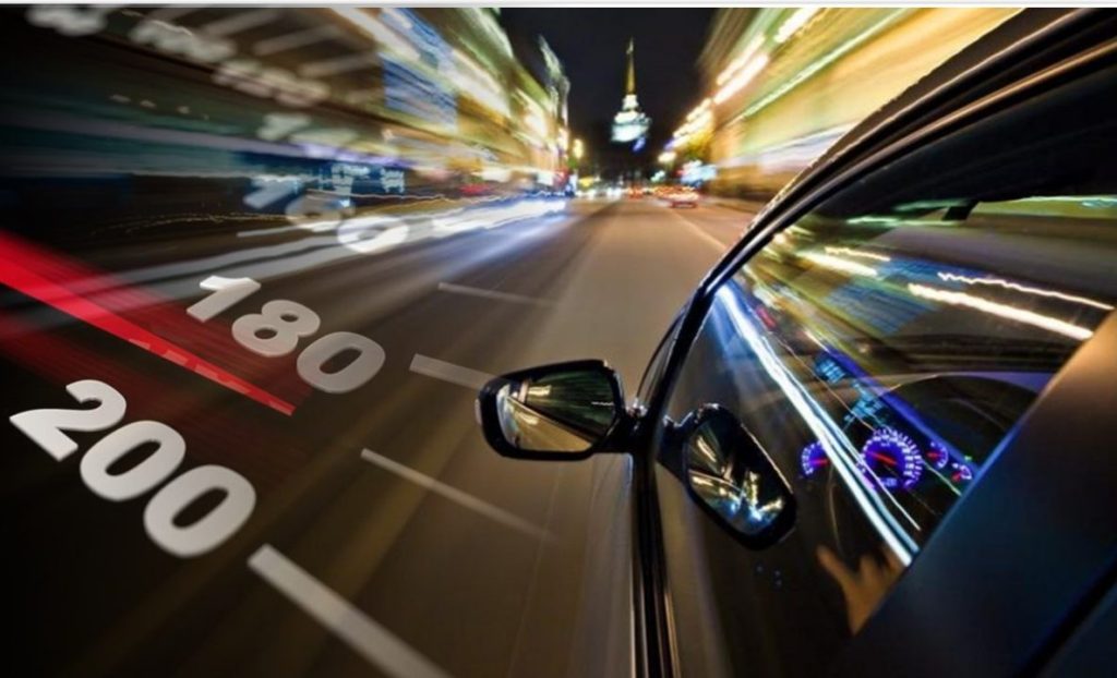 Αυτοκίνητο στην Κρήτη έτρεχε ανάποδα στην παραλιακή (βίντεο)