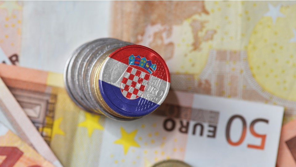 Κροατία: Αλλάζει ο χρόνος και υποδέχεται το ευρώ