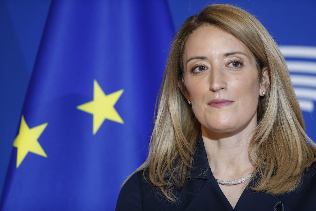 Ρομπέρτα Μέτσολα: «Η ΕΕ βγαίνει από τις κρίσεις πιο ισχυρή και ενωμένη»