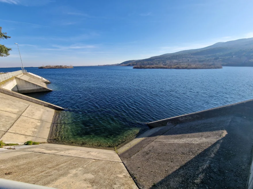 Βέροια: Η μητέρα υπέδειξε στους αστυνομικούς το σημείο στον Αλιάκμονα που πέταξε το μωρό της