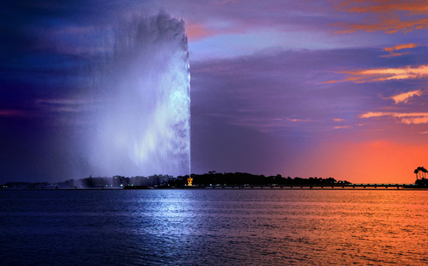 Αυτό είναι το ψηλότερο σιντριβάνι στον κόσμο – Φτάνει τα 350 μέτρα και κατέχει ρεκόρ Γκίνες (φωτο)