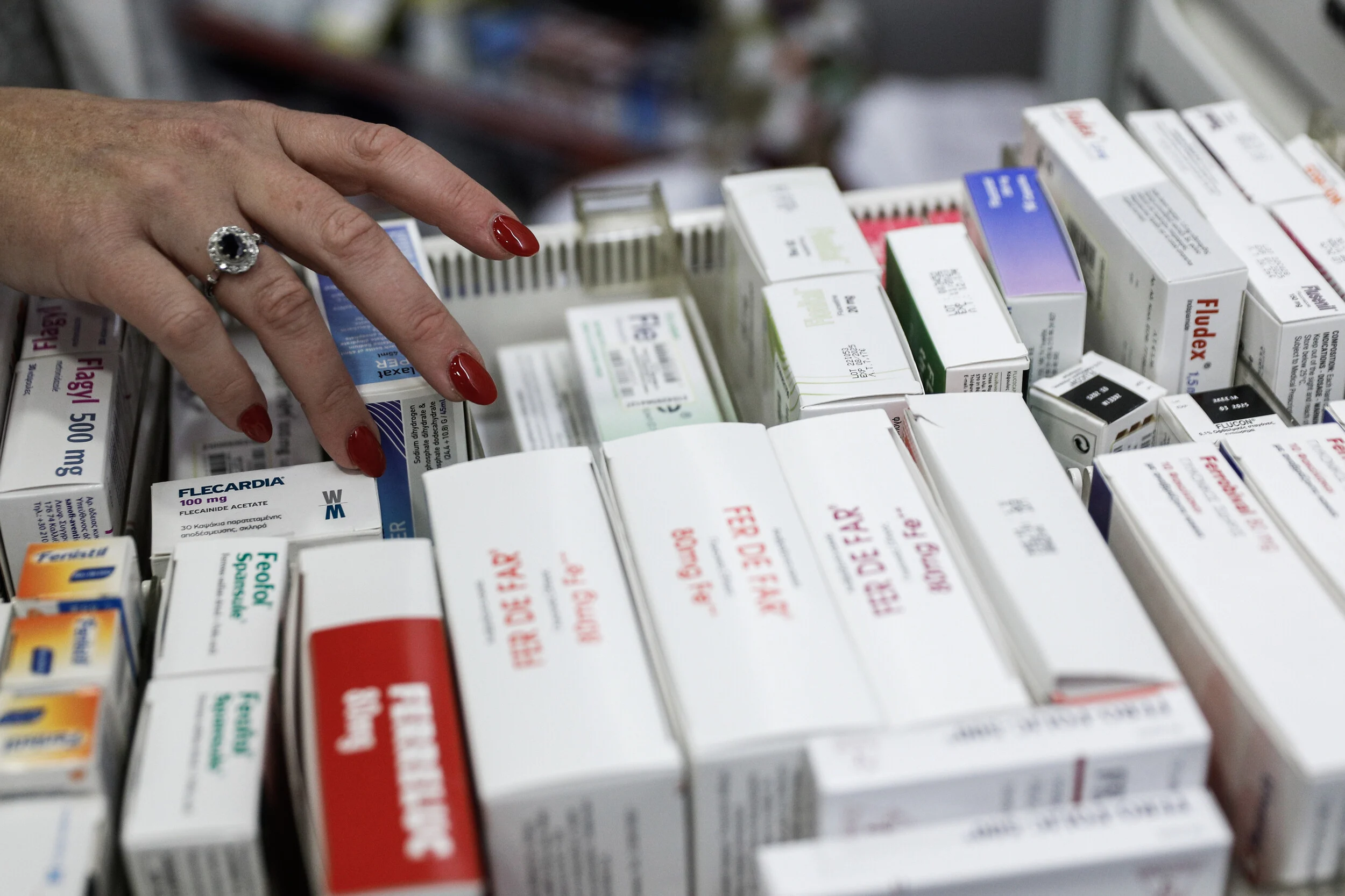 Ένωση Φαρμακοβιομηχανίας: «Αν δεν υπήρχε εγχώρια παραγωγή φαρμάκων οι ελλείψεις θα ήταν πενταπλάσιες»