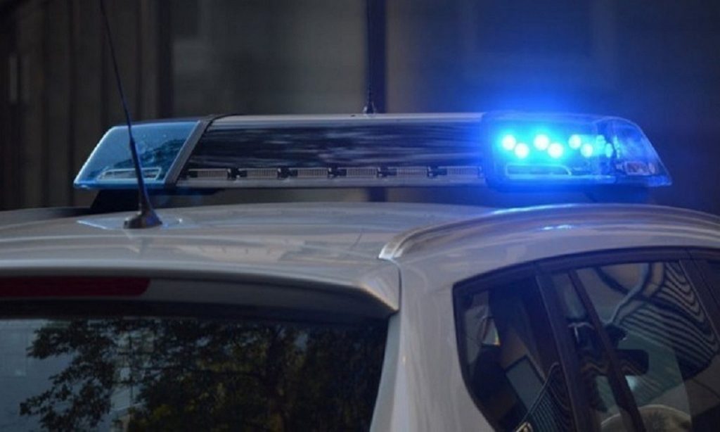 Κρήτη: Οδηγός εμβόλισε περιπολικό και έγινε «καπνός» – Υπήρχαν πληροφορίες ότι κρατούσε μαχαίρι