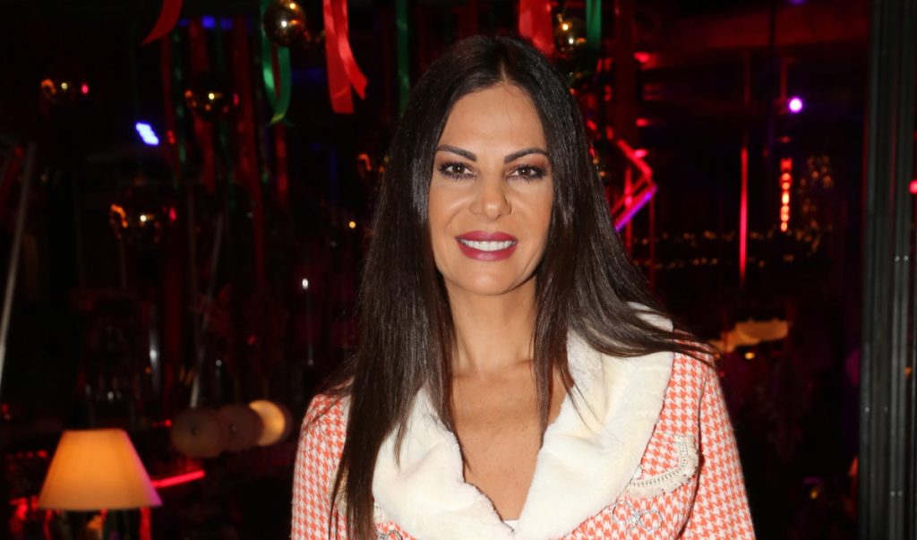 Η Εύη Βατίδου πήγε για πρώτη φορά στη λαϊκή αγορά – «Δεν ήξερα ότι έπρεπε να έχουμε μετρητά»