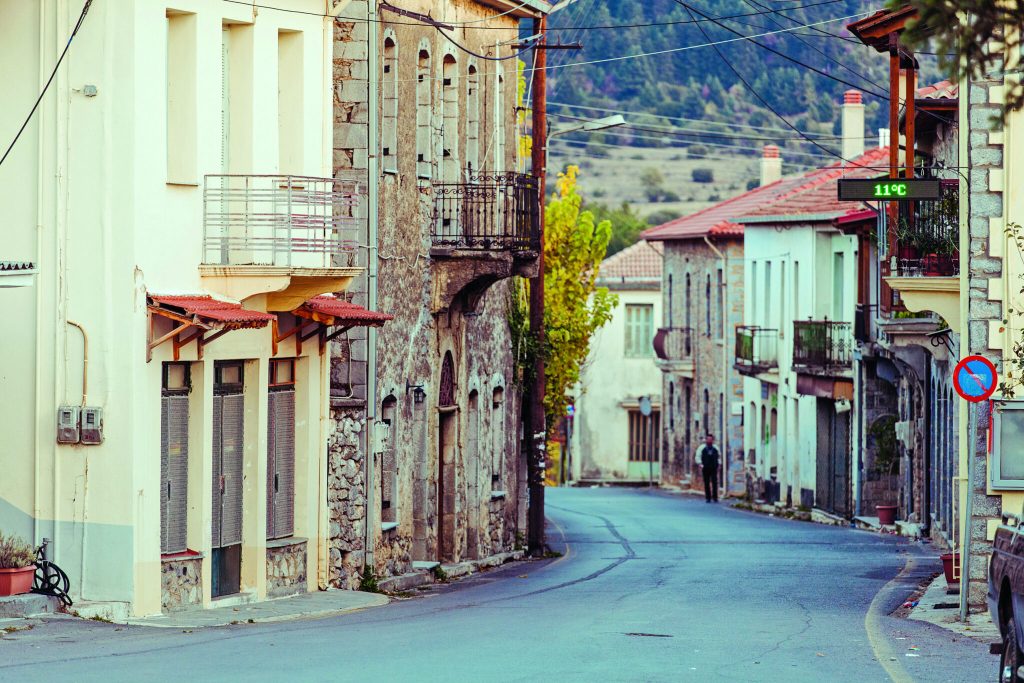 Πελοπόννησος: Εκδρομή σε πέντε από τα ομορφότερα χωριά της – ιδανικά για κάθε εποχή