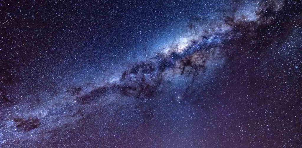 Αστρικές «ράβδοι»: Το τηλεσκόπιο Webb αποκαλύπτει γαλαξίες σαν τον δικό μας (φωτο)