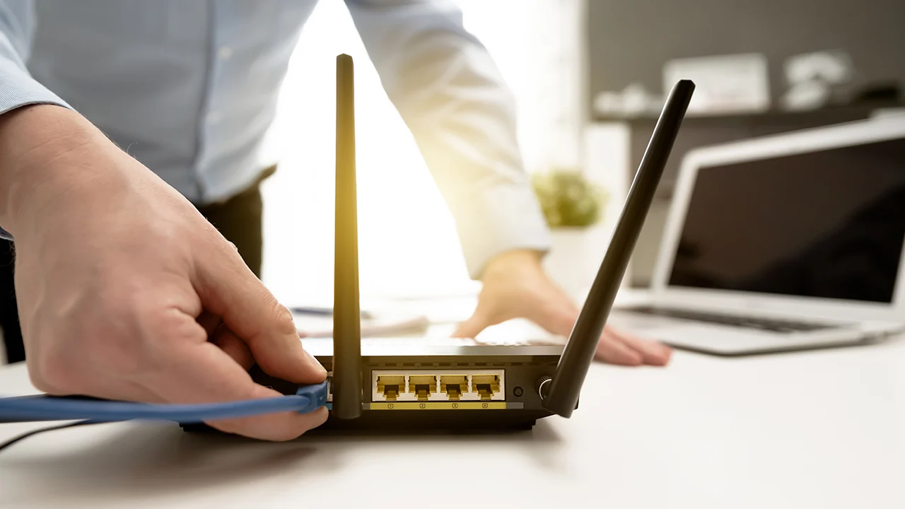 Τι μπορείτε να κάνετε με το router εάν αντιμετωπίζετε πρόβλημα με το ίντερνετ