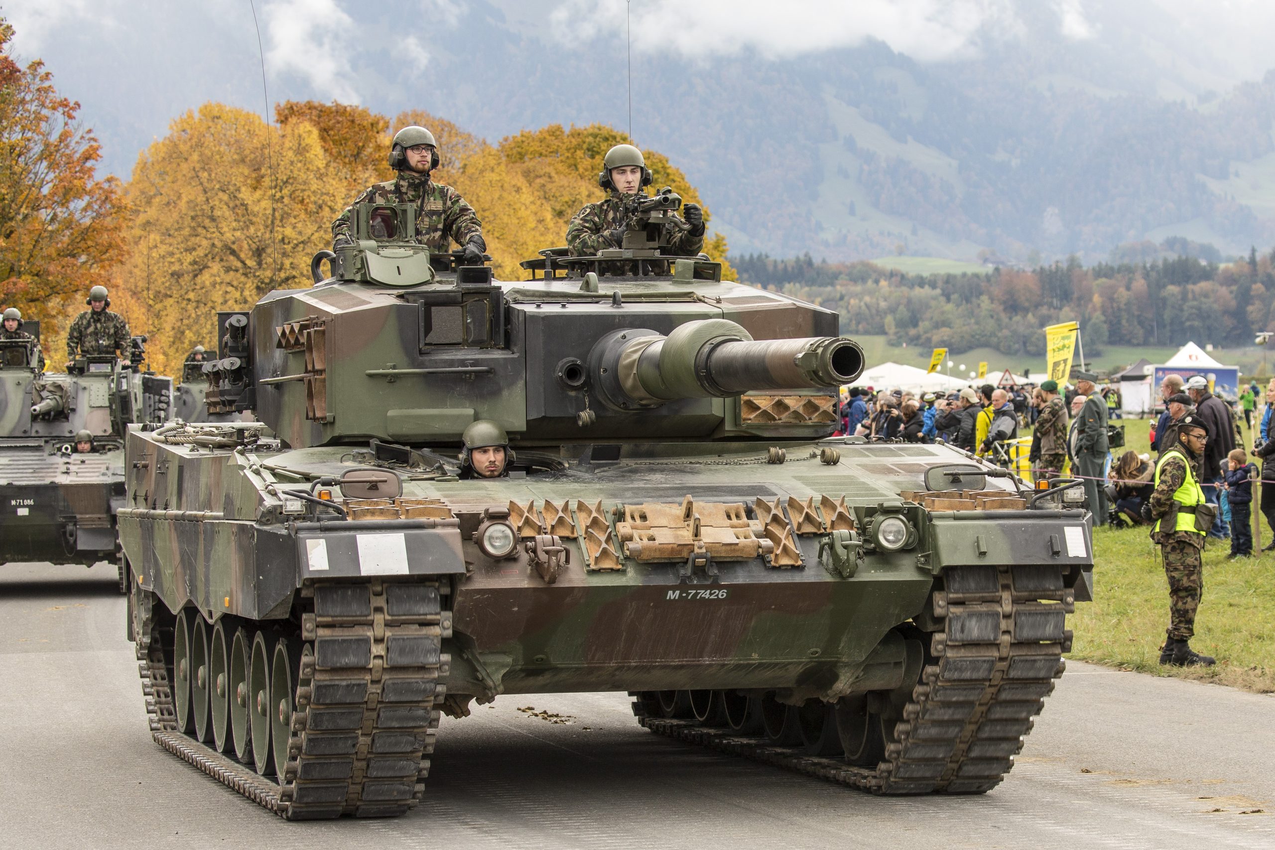 Έρχεται ευθεία σύγκρουση ΝΑΤΟ-Ρωσίας; Το Βερολίνο για πρώτη  φορά μιλά επίσημα για Leopard 2 στην Ουκρανία