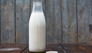Δείτε τέσσερα πράγματα που μπορείτε να κάνετε με το ληγμένο γάλα