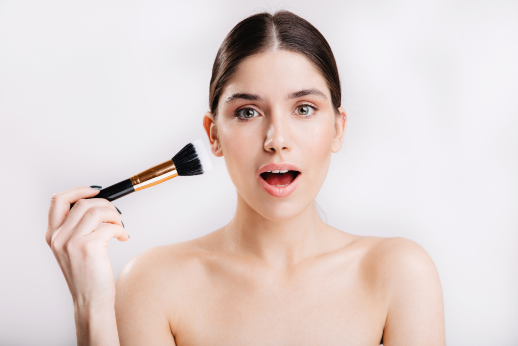 Αυτό είναι το λάθος που κάνετε με την εφαρμογή του primer στο πρόσωπό σας