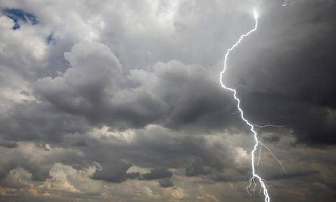 Καιρός: Βροχές και καταιγίδες σήμερα με κεραυνούς και χαλάζι – Πότε θα «χτυπήσουν» στην Αττική