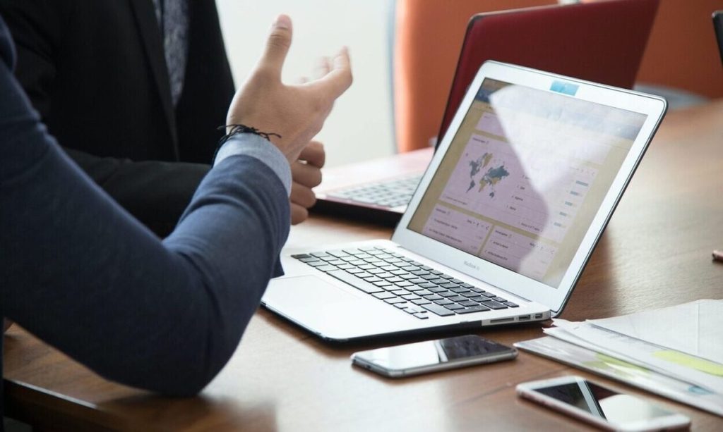 Με 10 κλικ από την Παρασκευή η έναρξη ατομικής επιχείρησης – Οι βασικές προϋποθέσεις