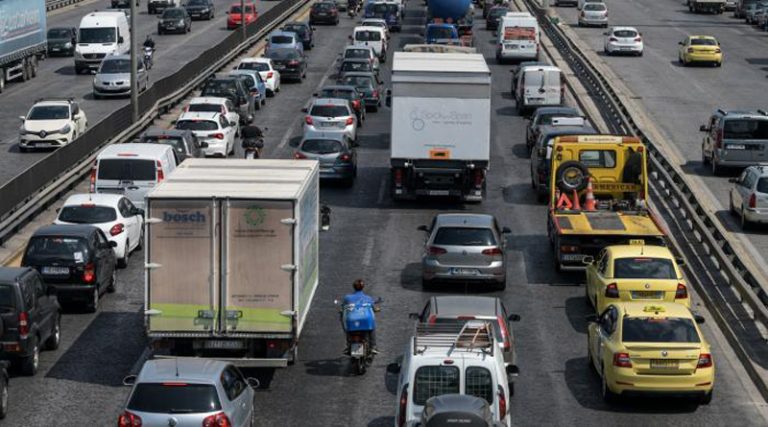 Αυξημένη η κίνηση στους δρόμους της Αττικής – Mποτιλιάρισμα στον Κηφισό (χάρτης)
