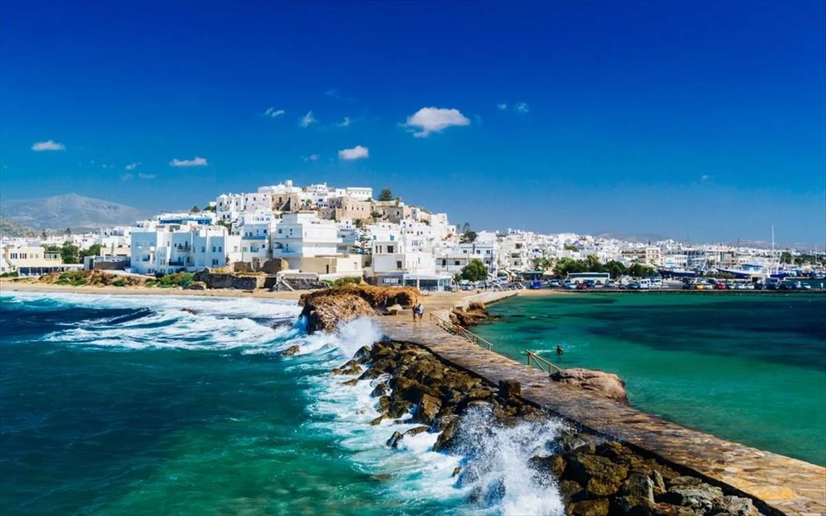 Στις κορυφαίες τάσεις του κόσμου για βιώσιμο ταξίδι το 2023 η Νάξος