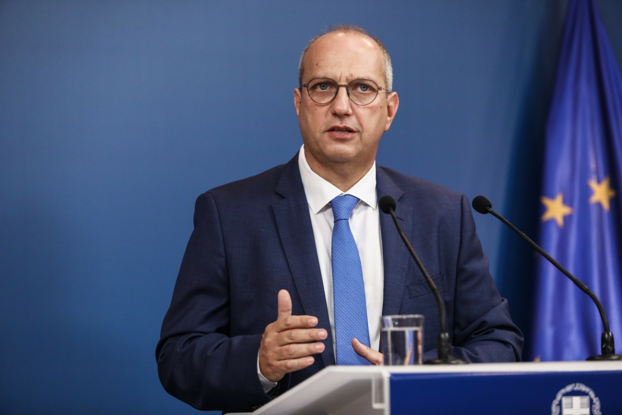 Κατακραυγή από το μέτωπο κατα της γνωμοδότησης Ντογιάκου – Γ.Οικονομου: «Συντονισμένος πόλεμος φθοράς»!