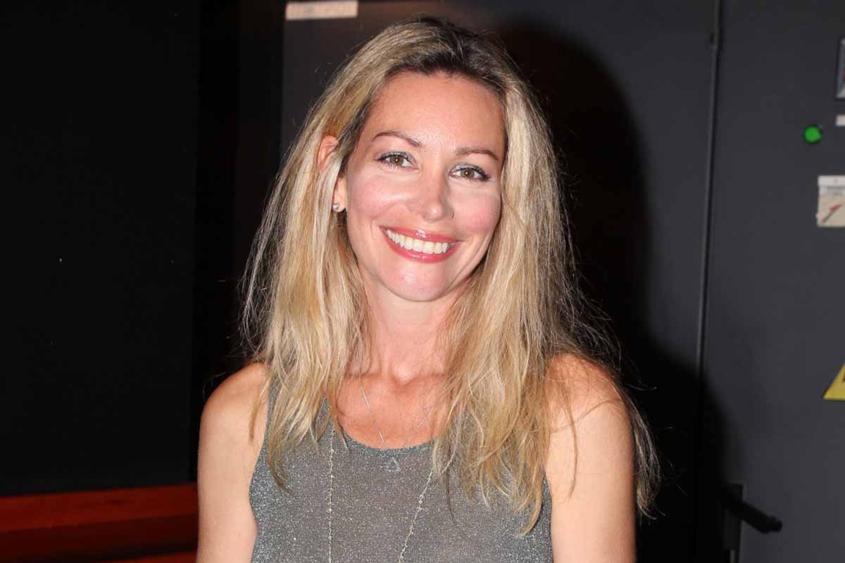 Άριελ Κωνσταντινίδη για την Αλίκη Βουγιουκλάκη: «Είχε μεθοδεύσει ότι θα φύγει σαν την Εβίτα»