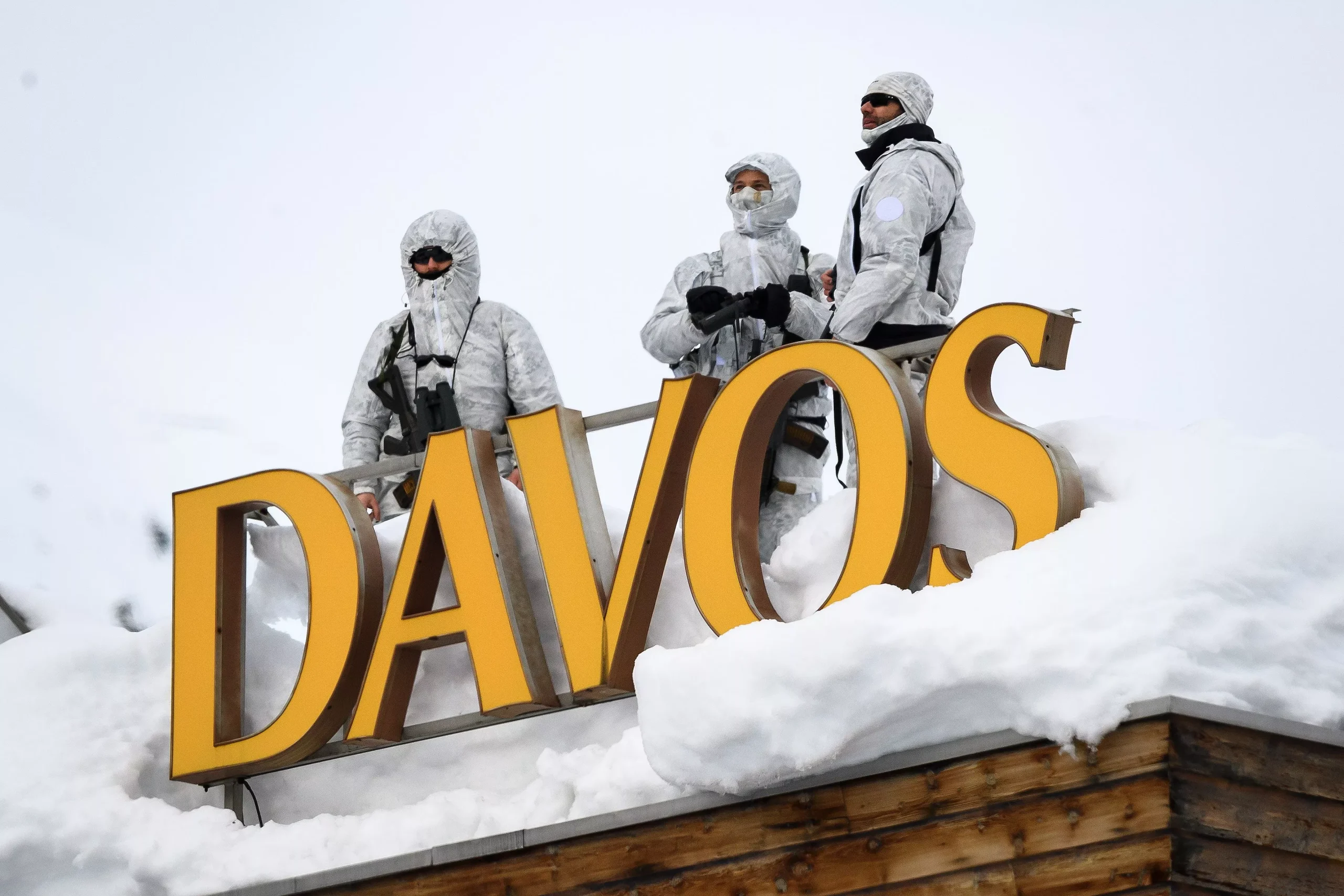 Οικονομικό συνέδριο Νταβός: 5.000 στρατιώτες θα φρουρούν  τον Κλάους Σβαμπ και τους προσκεκλημένους  του!