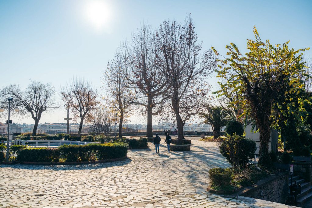 Βαρούσι: Η αρχοντική γειτονιά των Τρικάλων που ταξιδεύει στο χρόνο (φώτο)