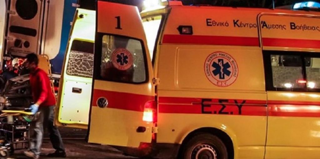 Τροχαίο με τρεις τραυματίες στις Αχαρνές – Απεγκλωβίστηκαν από την πυροσβεστική