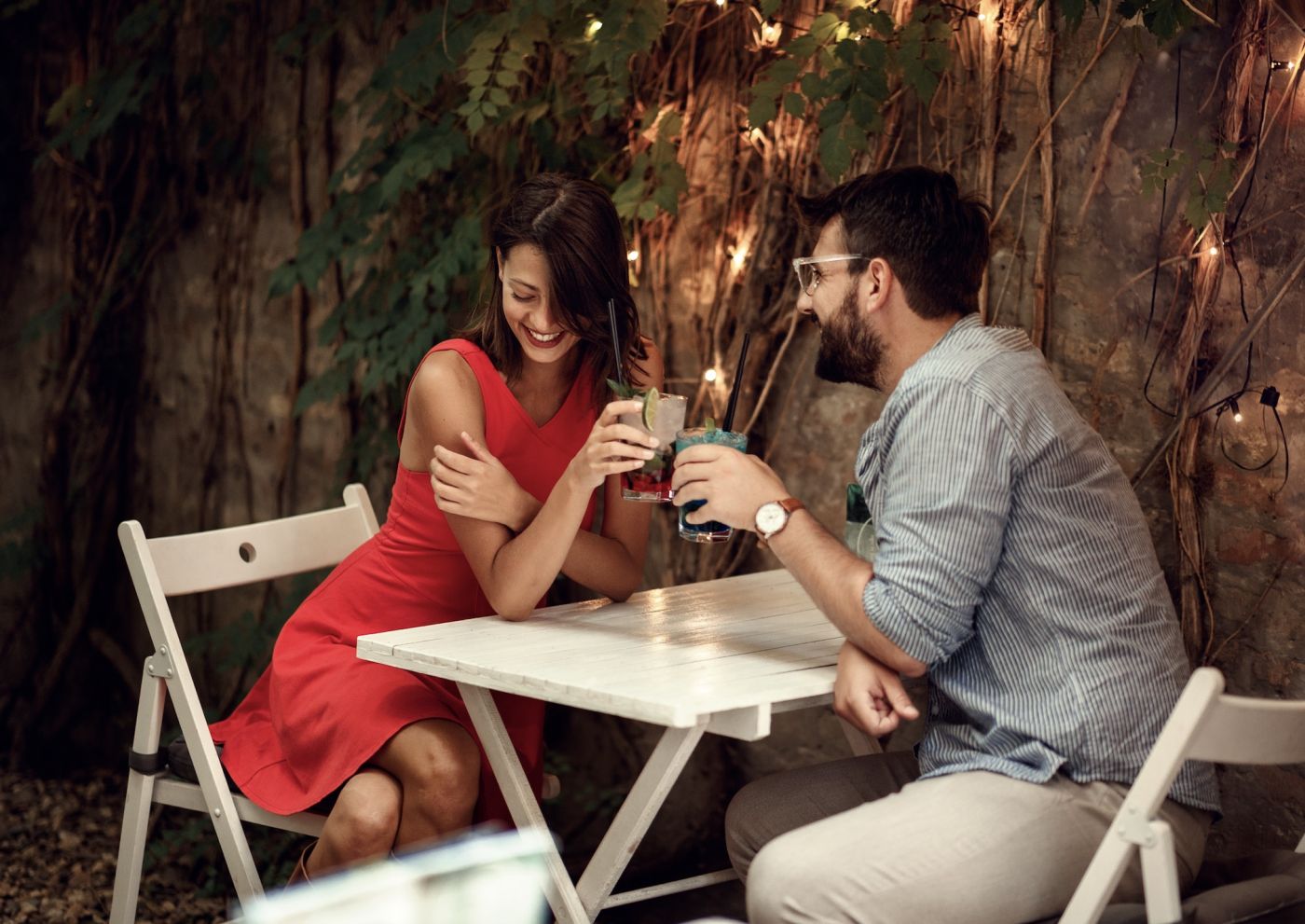 Εταιρεία κοσμημάτων σας πληρώνει 1.400 ευρώ για να βγείτε ραντεβού – Ποιες είναι οι προϋποθέσεις