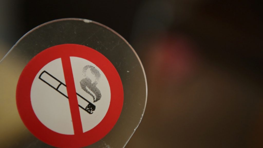 Αντικαπνιστικός νόμος: Τέλος το τσιγάρο ξανά – Οι αλλαγές που προβλέπονται