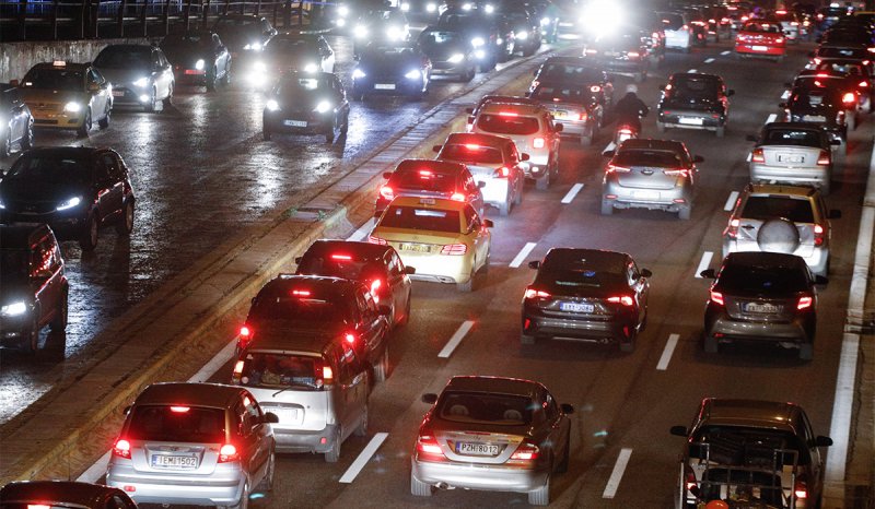 Αττική Οδός: Τροχαίο στο ρεύμα προς Ελευσίνα – Κλειστές οι αριστερές λωρίδες