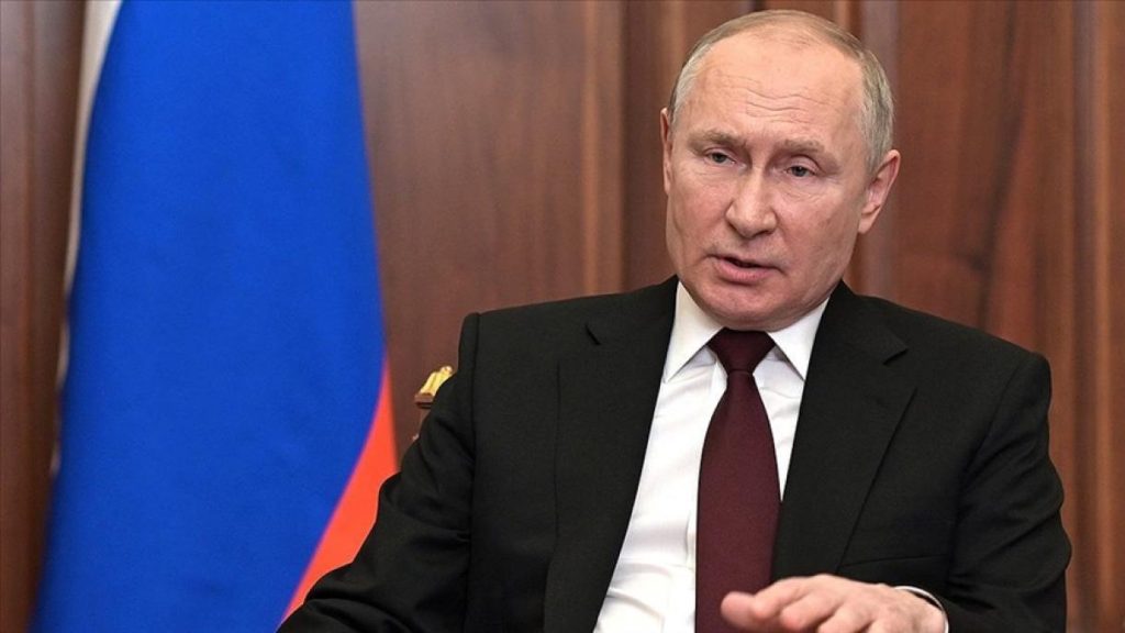 Ν.Πεσκόφ: «Εργάζεται στο Κρεμλίνο ο Β.Πούτιν» – Απαντά στις φήμες πως ο Ρώσος πρόεδρος εγκατέλειψε την Μόσχα