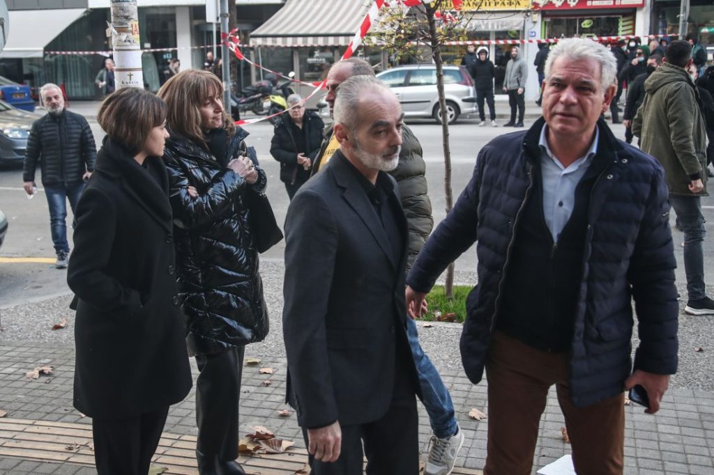 Δολοφονία Άλκη Καμπανού: Ολιγοήμερη διακοπή της δίκης αποφάσισε το Δικαστήριο