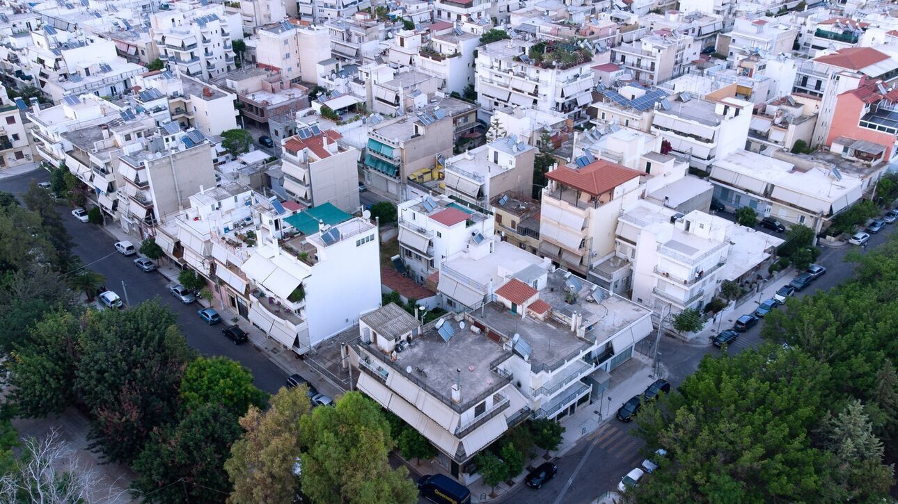 Κτηματαγορά: Στο «τραπέζι» μόνιμη ρύθμιση αδήλωτων τετραγωνικών στα ακίνητα