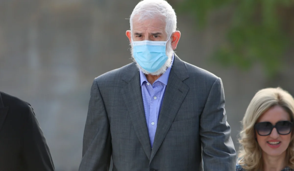 Εκτός δίκης ο Πέτρος Φιλιππίδης – Είναι άρρωστος με γαστρεντερίτιδα