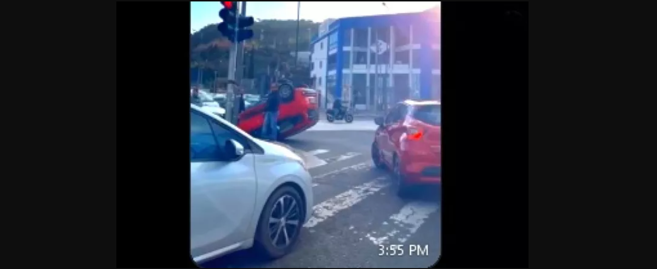 Ανατροπή αυτοκινήτου στο Σταυρό Αγίας Παρασκευής – Ένας τραυματίας